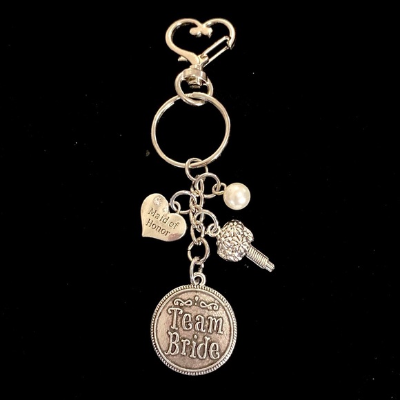 Maid Of Honor Keychain Bag Charm Team Bride - Picture 2 of 6